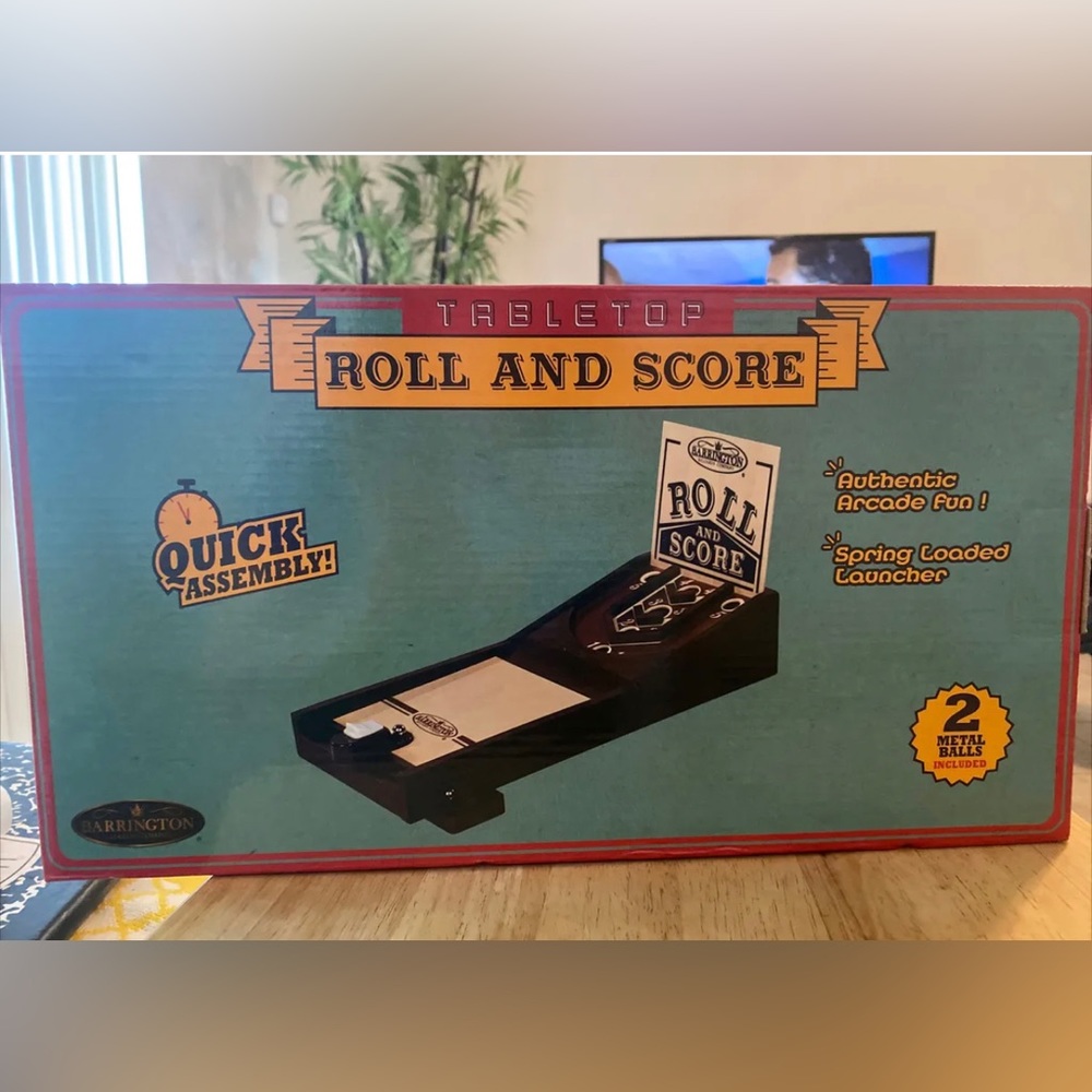 Roll and score tabletop game